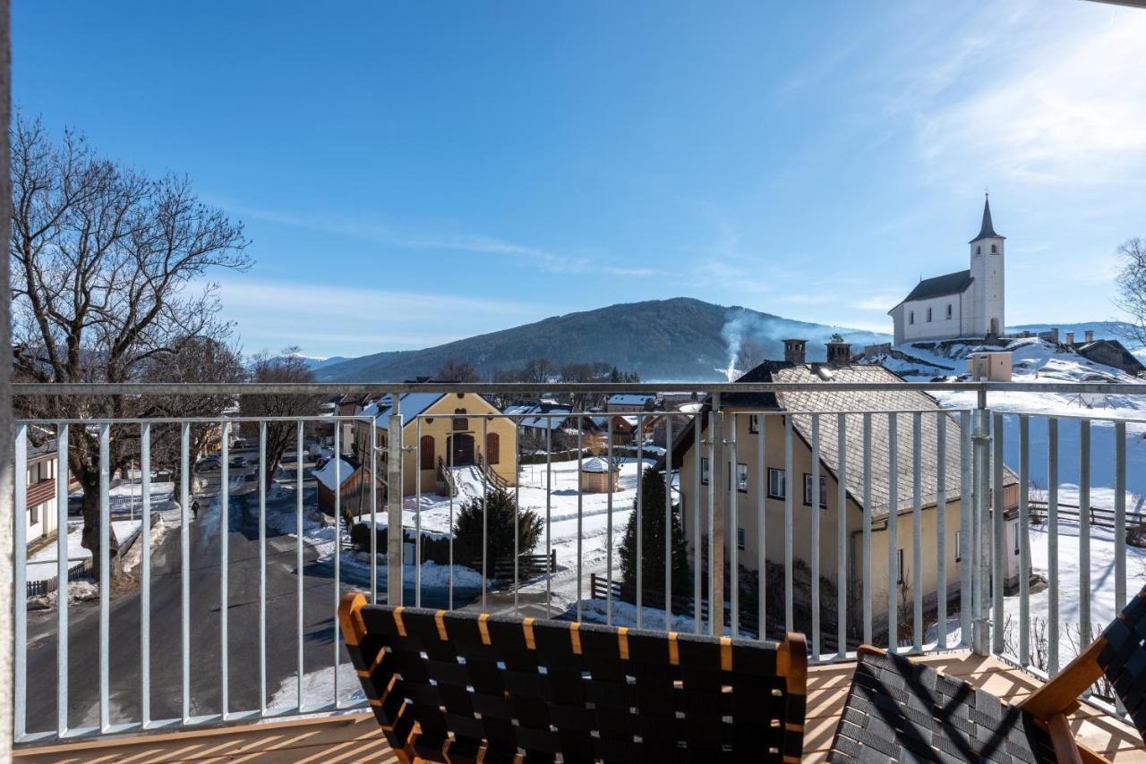 Ski & Nature Apartment Mauterndorf  Buitenkant foto